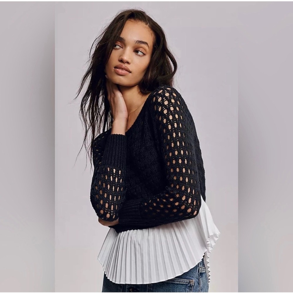 Maeve Anthropologie Black White Crochet Layered Pleated Hem Sweater Small